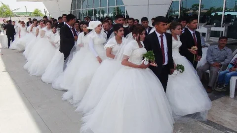 Mardin'de 38 Çift Nikahlandı