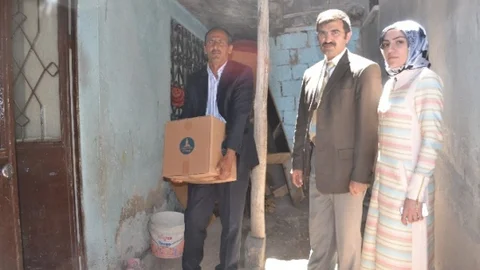 Erzurum'da Gıda Yardımı Yapıldı