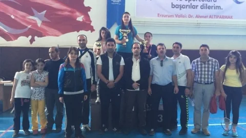 Erzurum'da Badminton Başarısı
