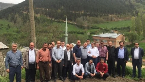 Feramuz Üstün Torul'da Seçim Çalışmalarını Sürdürüyor