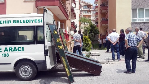 Ankara'da Cinnet Olayı Yaşandı