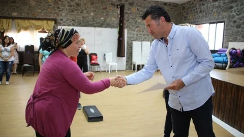 Bodrum'da Step-Aerobik Kursu Belgeleri Dağıtıldı