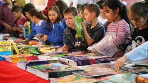 Kocaeli Kitap Fuarı Tarih Yazıyor