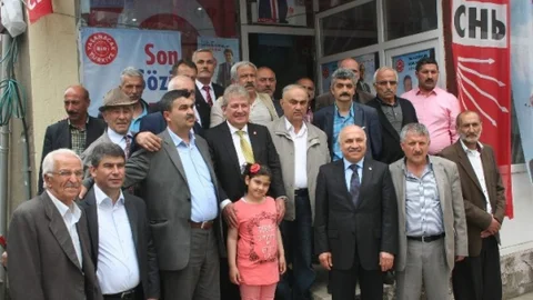 Haluk Pekşen Seçim Çalışmalarına Devam Ediyor