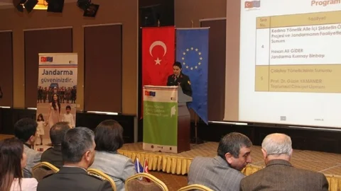 Erzurum'da Kadına Yönelik Şiddet Semineri