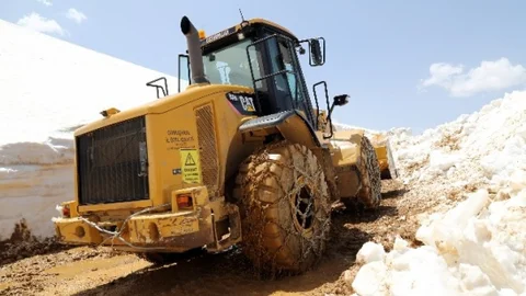 Gümüşhane Yaylalarında Karla Mücadele Başladı