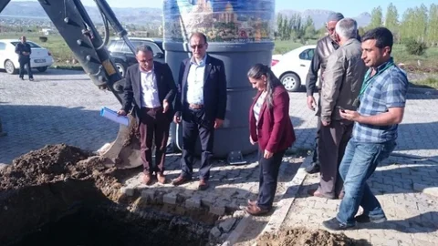 İpekyolu'nda Yeni Çöp Konteynerleri