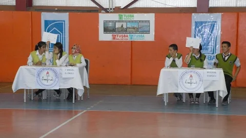 Tuşba'da Bilgi Yarışması Düzenlendi