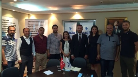 Manisa'da Seçim Hazırlıkları Devam Ediyor