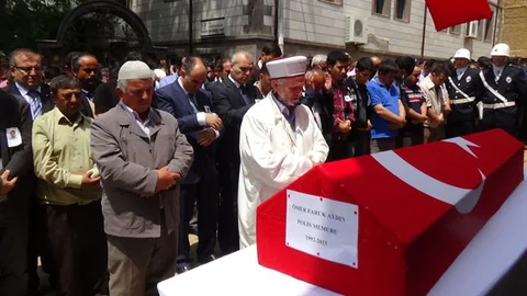 Isparta'da Şehit Polis Törenle Uğurlandı