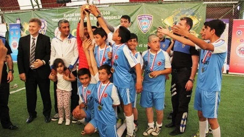 Elazığ'da Futbol Turnuvası Tamamlandı