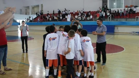 Tekden Koleji Basketbol Takımı Şampiyon Oldu