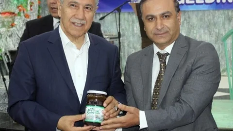 Siirt'te Menengiç Kahvesi İkramı