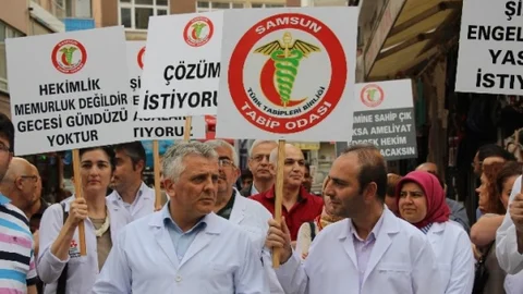 Samsun'da Sağlık Çalışanlarına Şiddet Protestosu