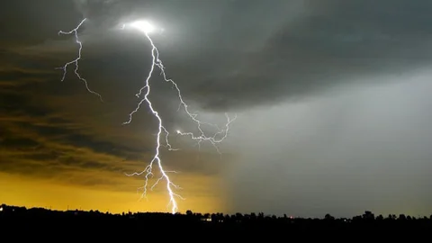 Mardin'de Yıldırım Çarpması Ölüm Getirdi