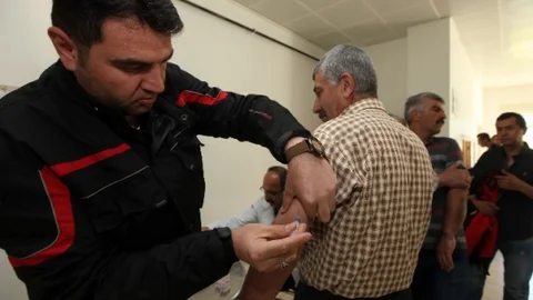 Yenimahalle Belediyesi'nde Aşı Uygulaması
