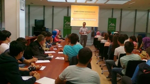 Harmancık Öğrencileri Bursa'da Seminer Aldı