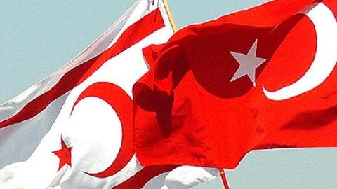Kıbrıs'ta Liderler Bir Araya Geldi