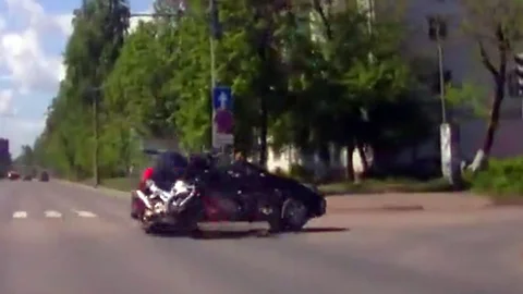 Rusya'da Motosiklet Kazası