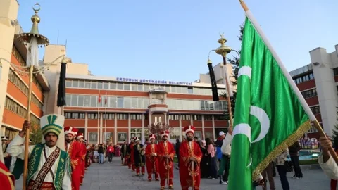 Erzurum'da Halk Oyunları Şampiyonası