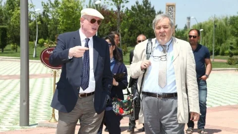 İlber Ortaylı ve Kazım Kurt Eskişehir'i Keşfetti