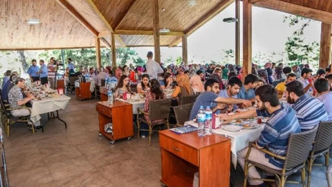 Gaziantep’te Gençlik Buluşması Kahvaltısı
