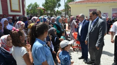 Demirören Ailesi Soma'da İki Okul Açtı