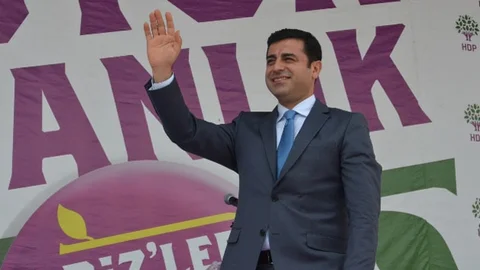 Selahattin Demirtaş İzmir'de Bulundu
