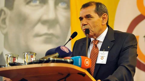 Dursun Özbek Galatasaray Başkanlığına Seçildi