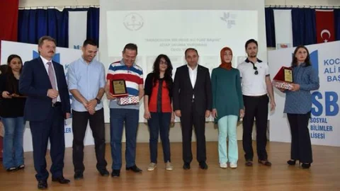 Kocaeli'de Kitap Okuma Yarışması Ödül Töreni