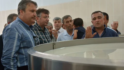 Yunusemre'de Süt Toplama Merkezi Açıldı