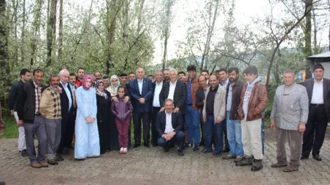 Adnan Yılmaz Pasinler'de Seçim Çalışmaları Yürütüyor