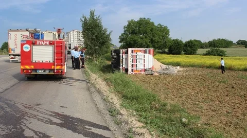 Tekirdağ'da Tır Devrildi