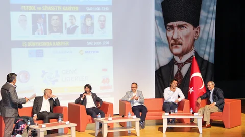 Rüştü Reçber'in En Büyük Pişmanlığı Çanakkale'de Konuşuldu