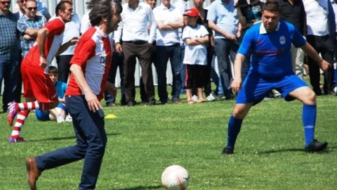 Efsaneler Çanakkale'de Futbol Oynadı
