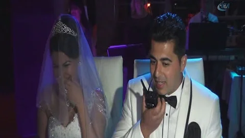 Komiserin Düğününde Telsiz Anonsu Şaşırttı