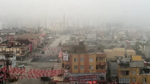 Adana'da Yoğun Sis Görüldü