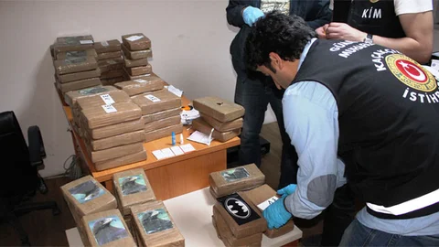 Gümrükte Uyuşturucu Operasyonu Başarıyla Sonuçlandı