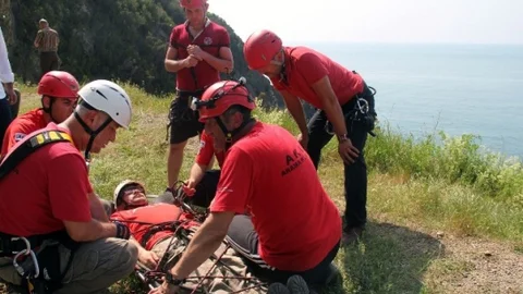 Giresun'da AKUT Ekibi Eğitim Düzenliyor