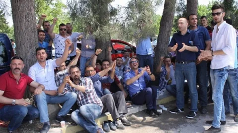 Ford İşçileri Taleplerini İletiyor