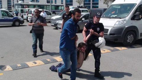 Kartal Adliyesi'nde Gözaltılar Devam Ediyor