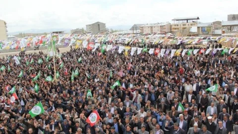 Figen Yüksekdağ Van'da Konuştu