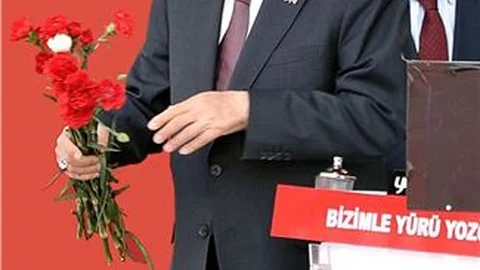 Devlet Bahçeli'den Davutoğlu'na Tepki