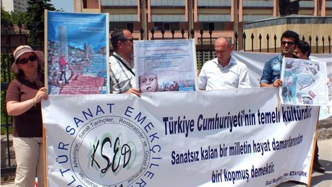 Türkiye'de Sanat Tarihi Öğretmenleri Sorunu