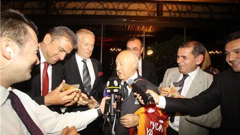 Galatasaray Şampiyonluk Kutlaması Yaptı