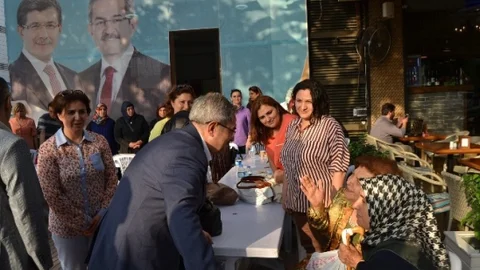 Prof. Dr. Ünüvar'a Eşinden Destek