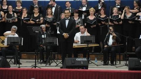 Süleymanpaşa'da Unutulmaz Konser Geceyi Renklendirdi