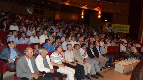 İkbal Derneği'nden Konferans Düzenlendi