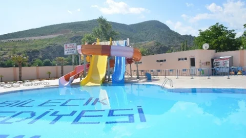 Bilecik'te Su Eğlence Dünyası Açıldı