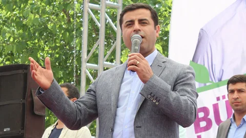 Demirtaş Kibar Feyzo'yu Anlattı